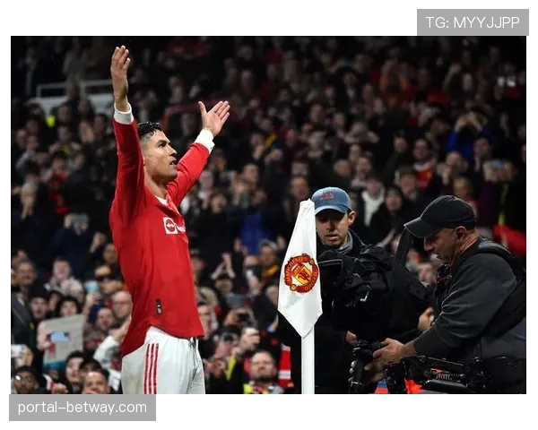 C罗谈未来规划称不会再踢太久但依然追逐打进第1000球梦想