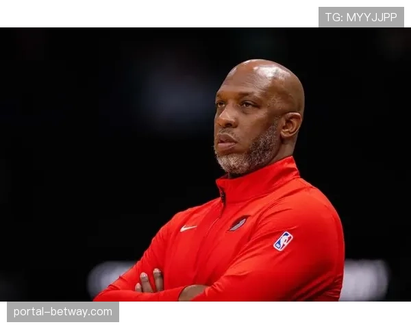 比卢普斯获拉里·布朗力挺，坚信其交友圈无劣迹人士